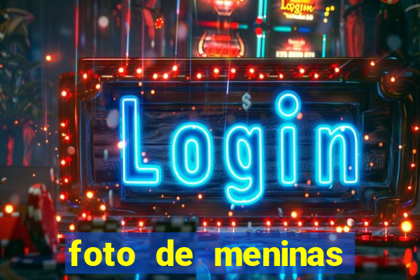 foto de meninas cacheadas no espelho